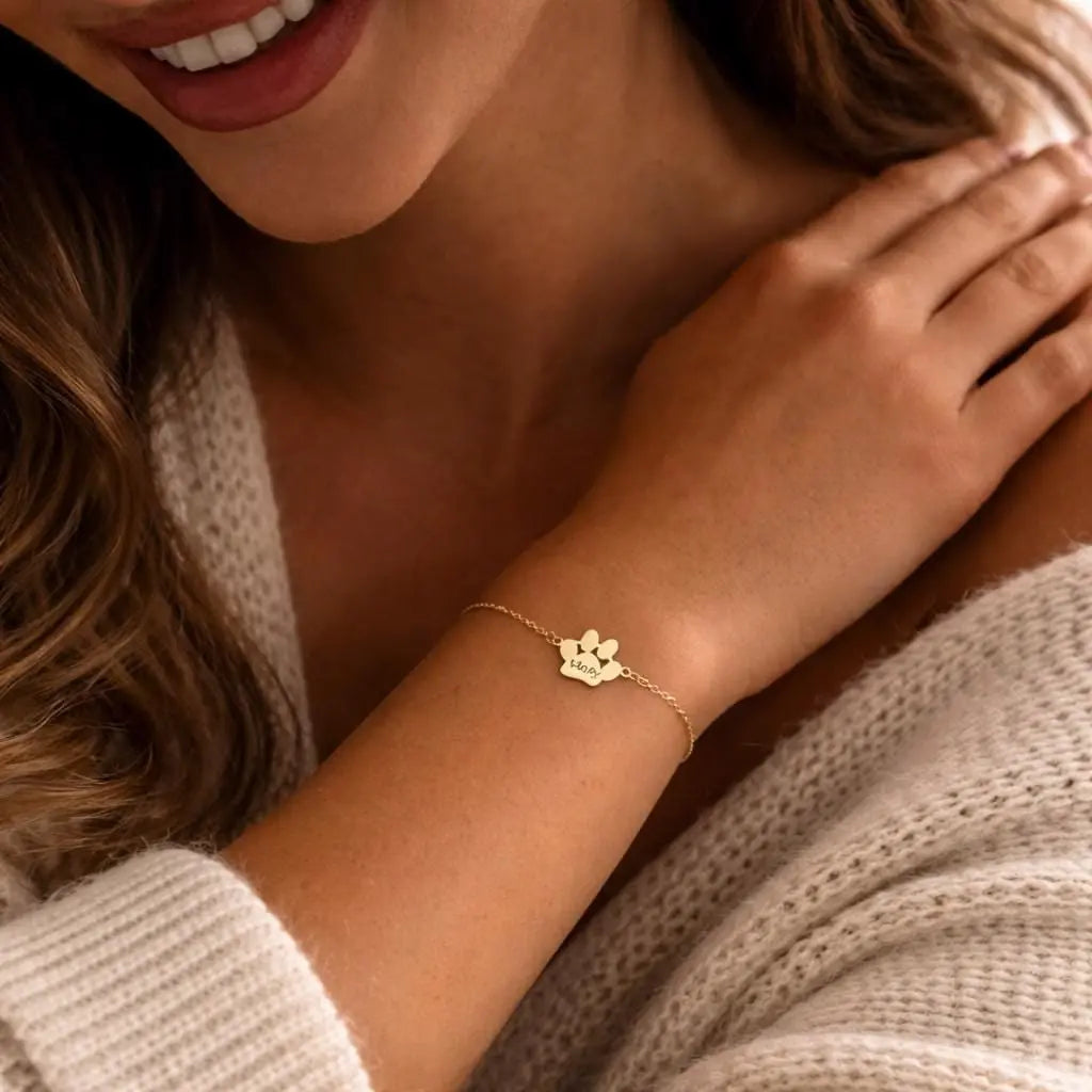 Bracelet Patte Personnalisé – Gardez Votre Animal Toujours Près de Vous
